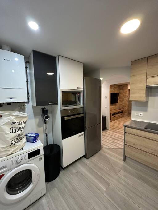 Cozy 1-Bedroom Apartment Madrid Luaran gambar