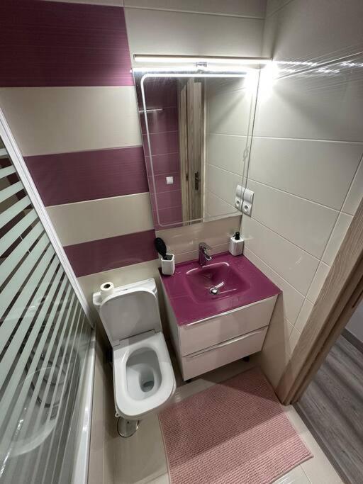 Cozy 1-Bedroom Apartment Madrid Luaran gambar